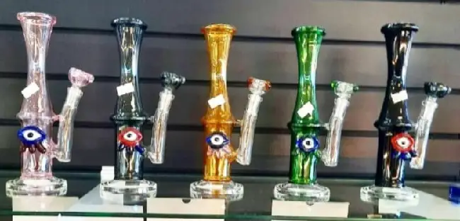 Buy pipes bongs marijuana Huntsville CBD shop near you