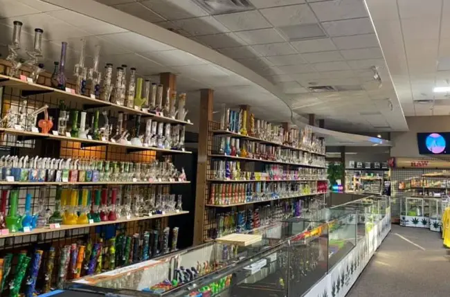  Local marijuana CBD dispensary Cincinnati pipes bongs